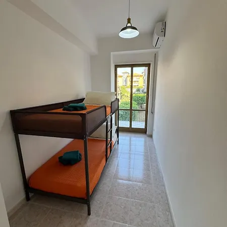 Spacious And Bright In - 아파트