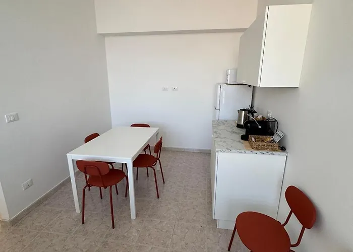 Apartment Spacious And Bright In -